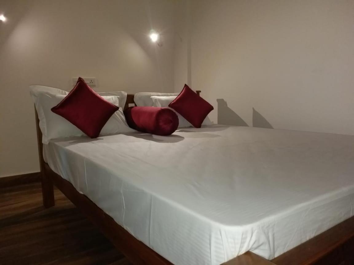 Coral Cove Beach Resort Varkala Buitenkant foto
